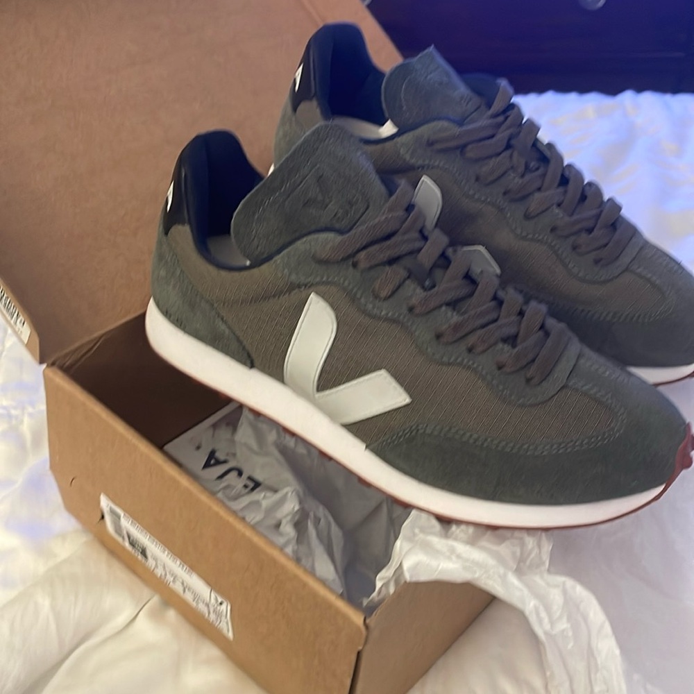 Veja Branco Ripstop Kaki_Pearl woman’s 8/UK 39